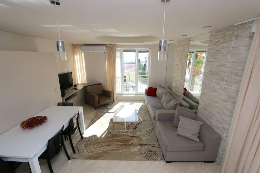Kristal Paris Resort نوفاليا المظهر الخارجي الصورة