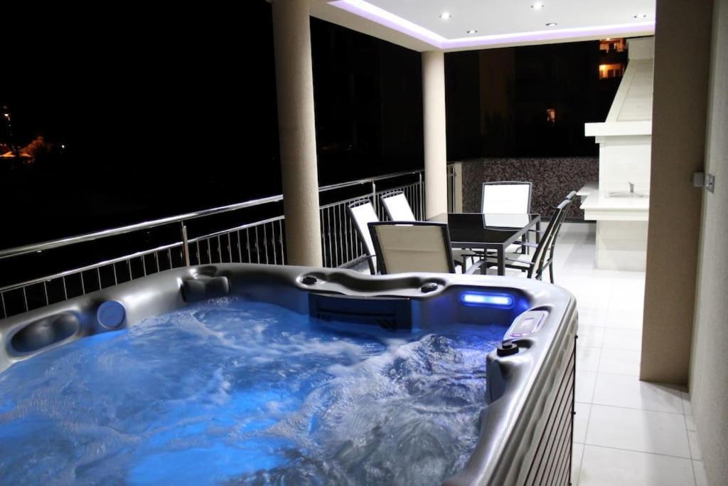 Kristal Paris Resort نوفاليا المظهر الخارجي الصورة