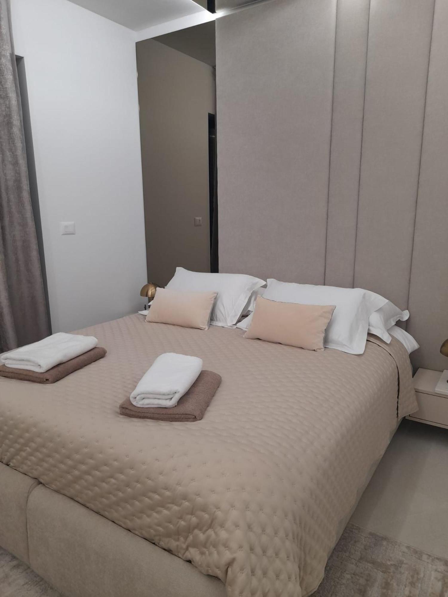 Kristal Paris Resort نوفاليا المظهر الخارجي الصورة