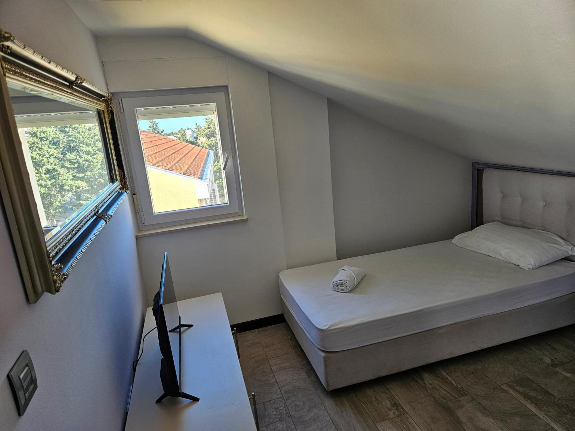 Kristal Paris Resort نوفاليا المظهر الخارجي الصورة