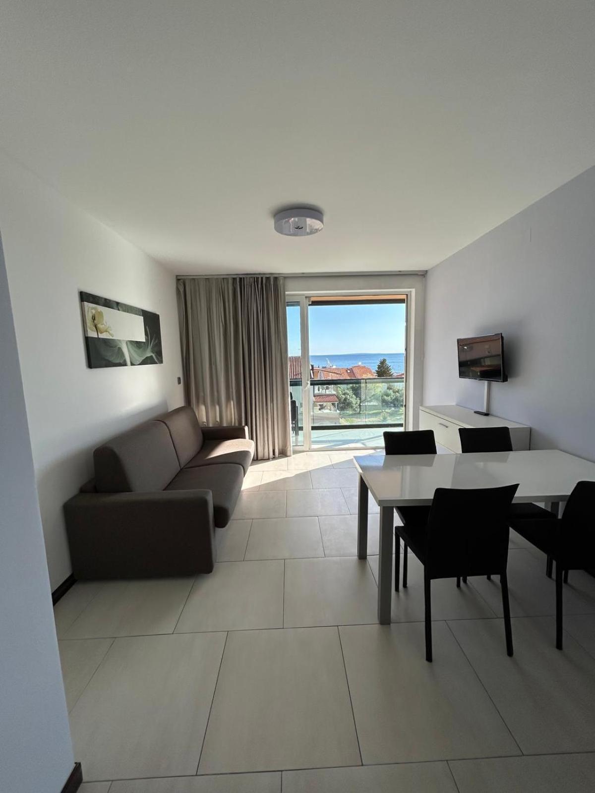 Kristal Paris Resort نوفاليا المظهر الخارجي الصورة